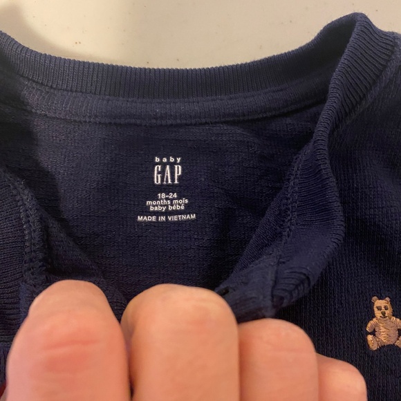 Baby Gap navy blue waffle knit shirt - Picture 3 of 4